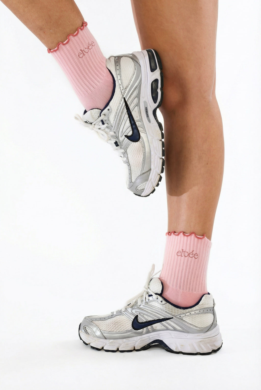 Ruffle Crew Grip Socks — Cotton Pink