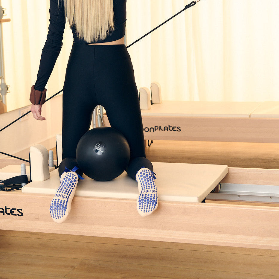 Ruffle Crew Grip Socks — BeigeBlue Ribbon