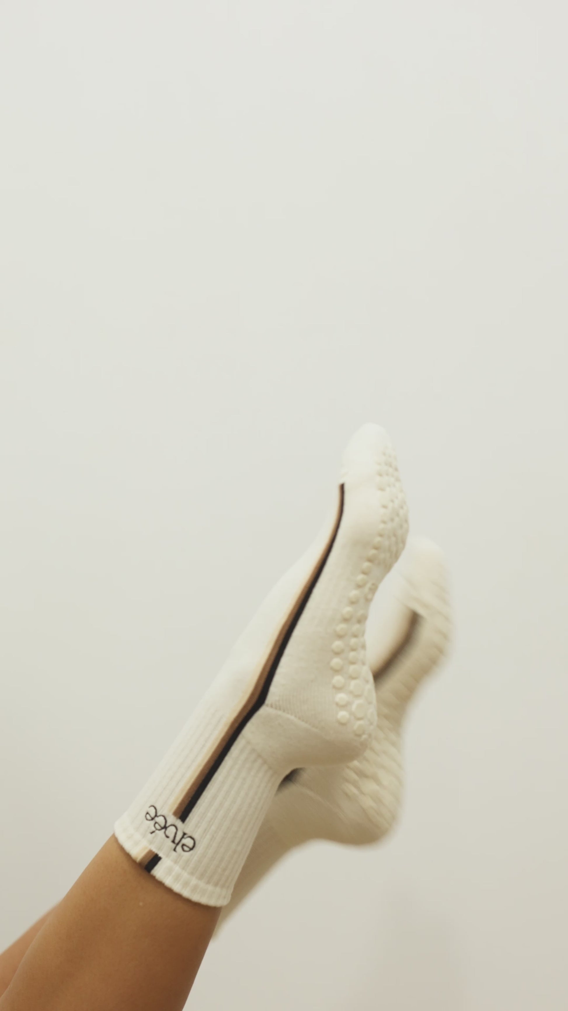 Crew Grip Socks — Stripe Cream